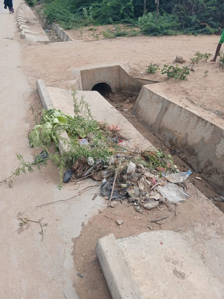 Waamo drainage and environmental field operation